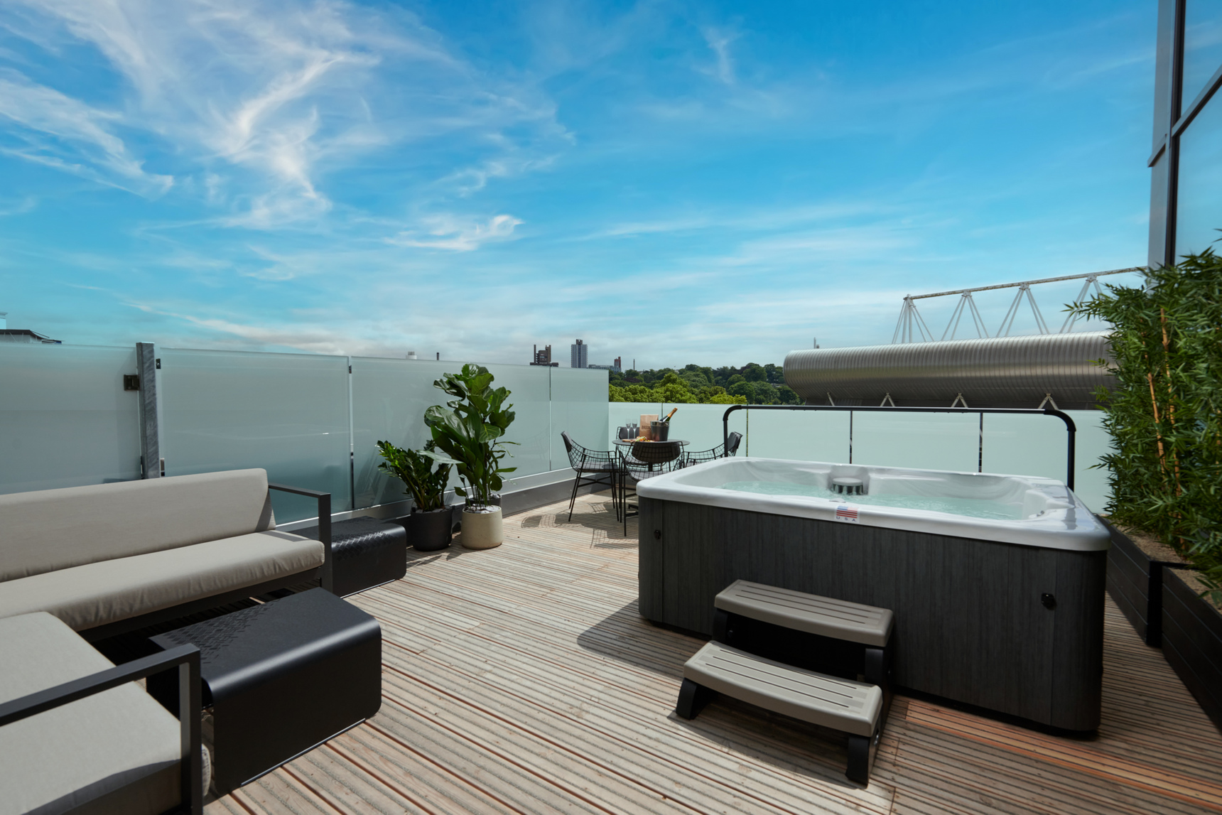 hot-tub-terrace-suite-external.jpg
